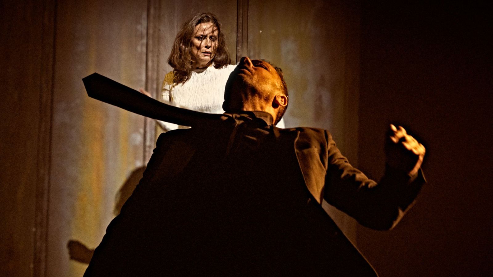 "Juana", compañía Losdedae