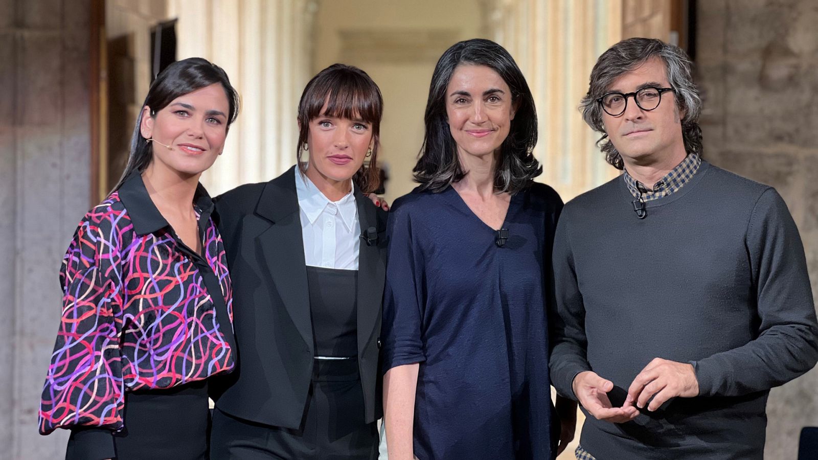 Elena S Sánchez, con Susana Abaitua, Avelina Prat y Luis Martínez