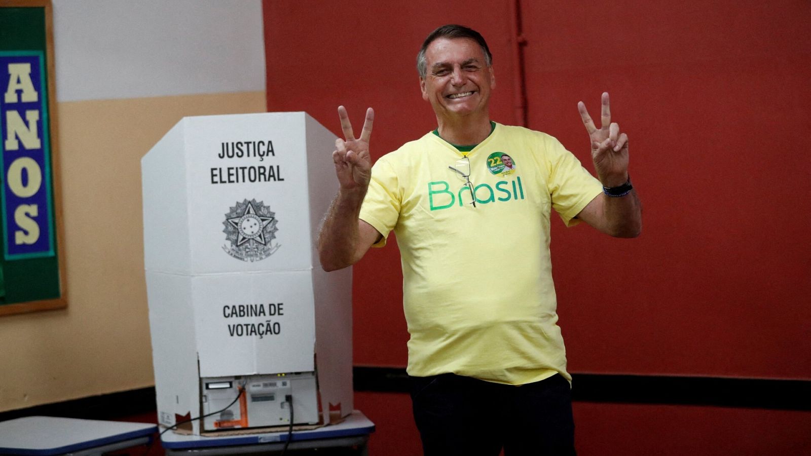 Jair Bolsonaro vota en la segunda vuelta de las elecciones de Brasil