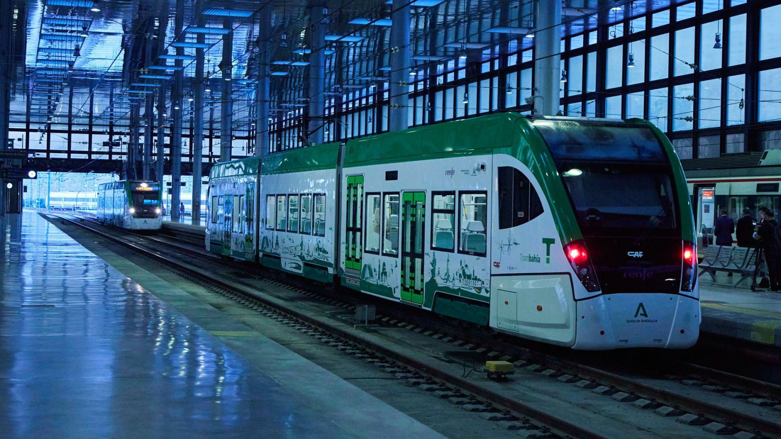 Tranvía durante el acto de inauguración del Trambahía