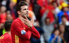 Piqué deja el fútbol: adiós a una leyenda de la selección y del Barça