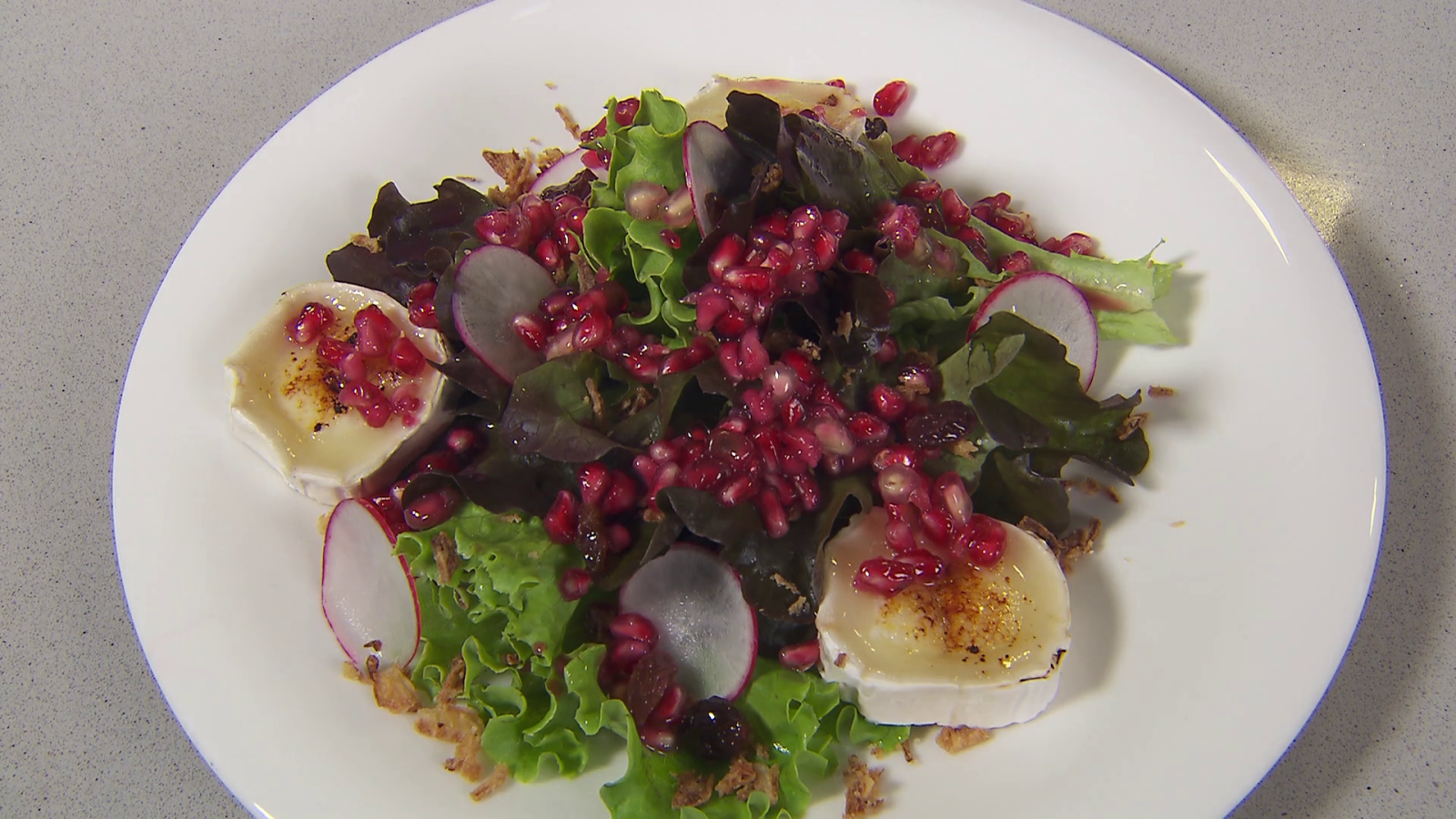 Ensalada de granada y queso de Sergio Fernández