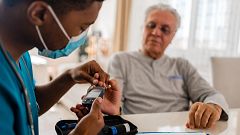 Los médicos piden más educación terapéutica ante el aumento de diabetes: "Se podrían evitar 18.400 muertes"
