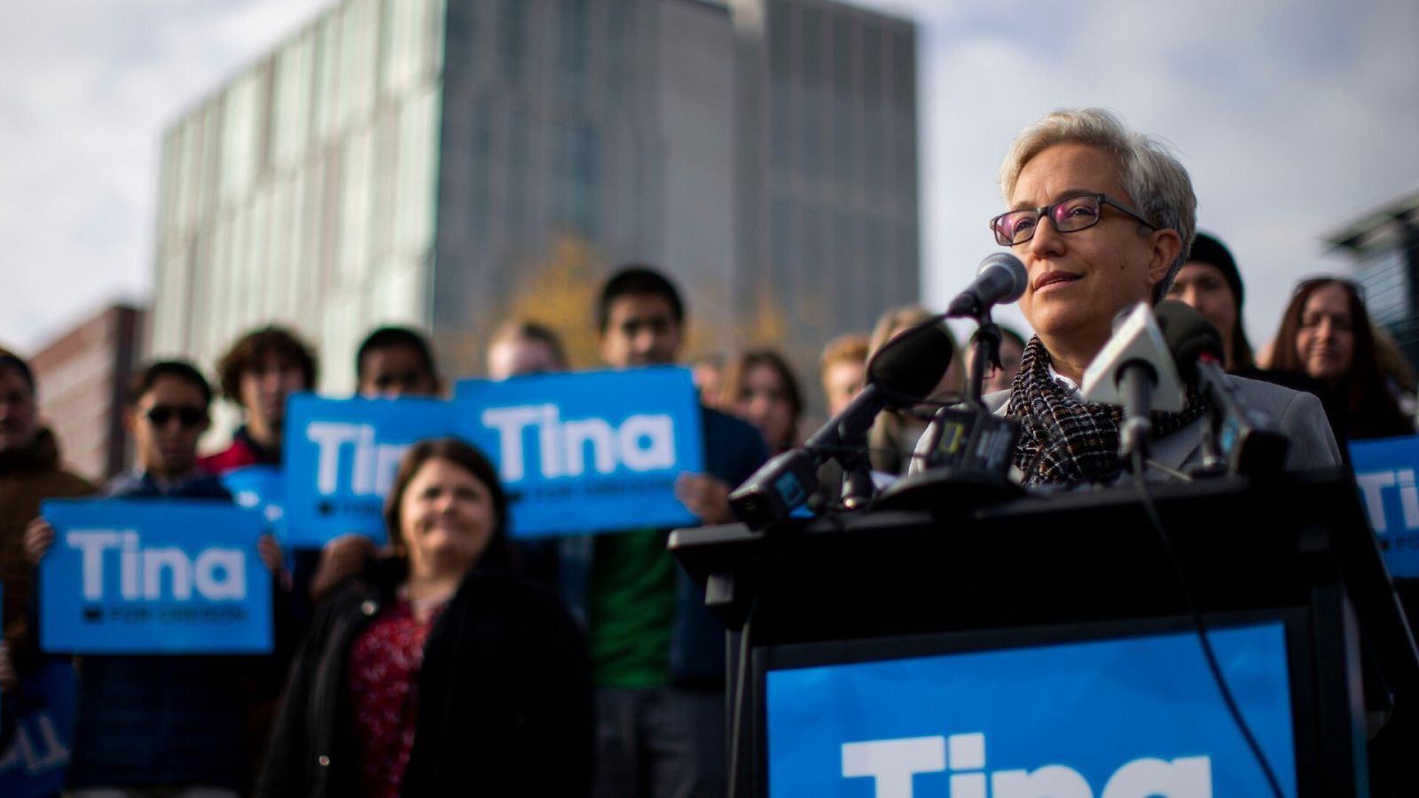 Estados Unidos elige a su segunda gobernadora abiertamente lesbiana en la historia