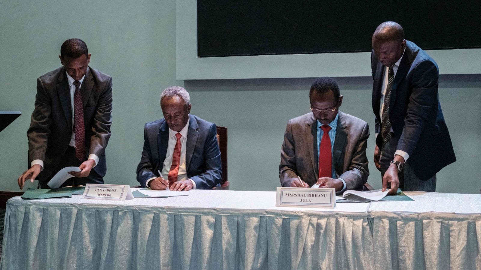 El Gobierno de Etiopía y los rebeldes de Tigray acuerdan un plan de desarme y abrir corredores humanitarios