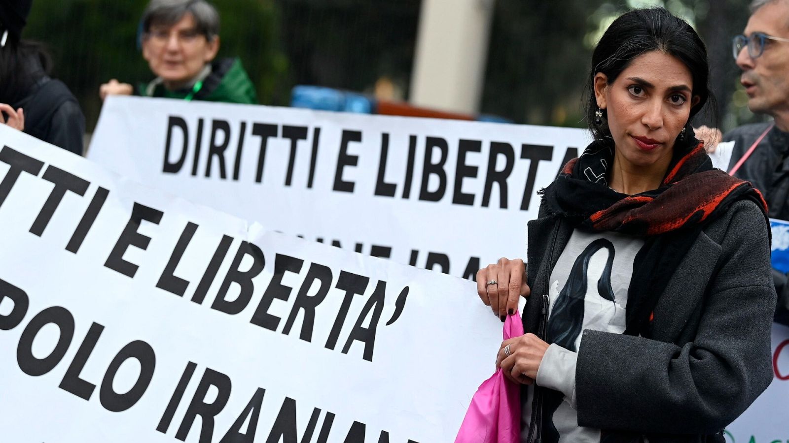 Irán emite la primera pena de muerte por las protestas