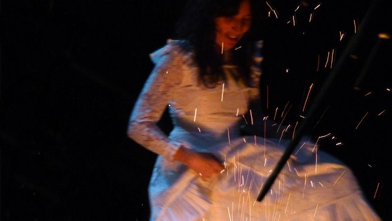 Lorena Álvarez versiona "Un bacio è troppo poco" de Mina