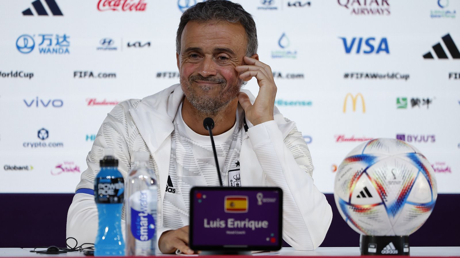 España en el Mundial 2022, jornada 7: El seleccionador de fútbol de España, Luis Enrique Martínez.