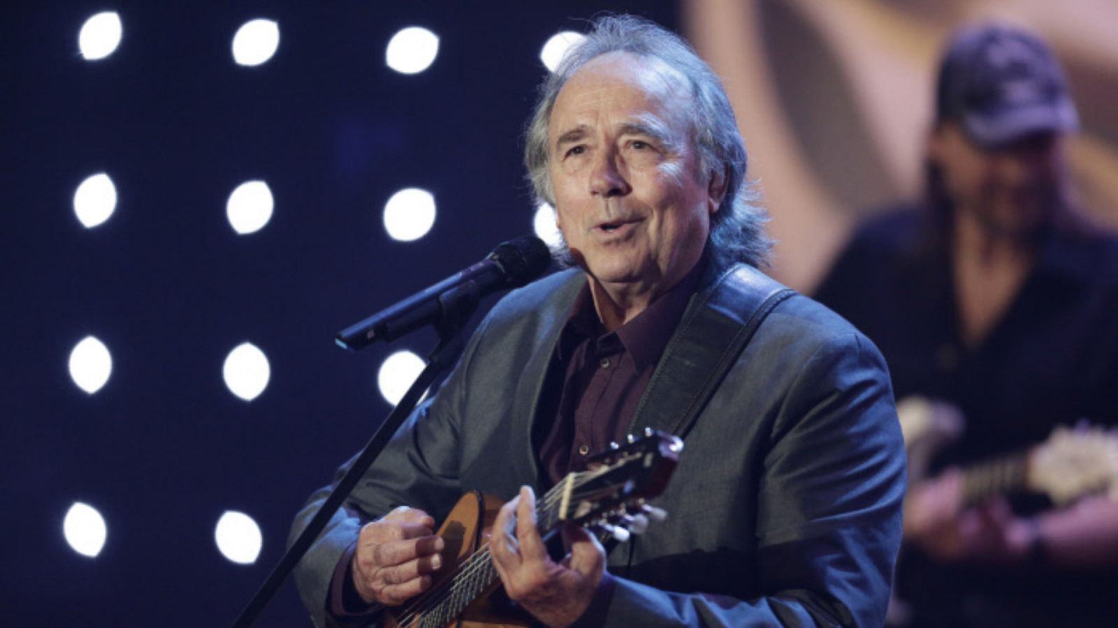El cantante Joan Manuel Serrat