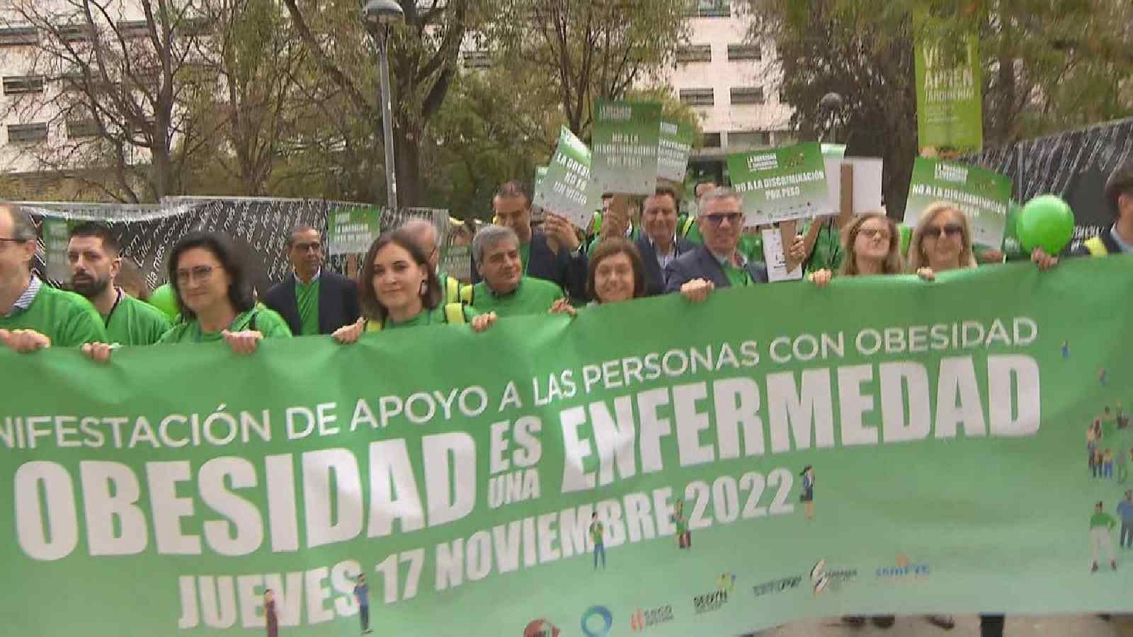Manifestació a Barcelona per reclamar un pla nacional contra l'obesitat