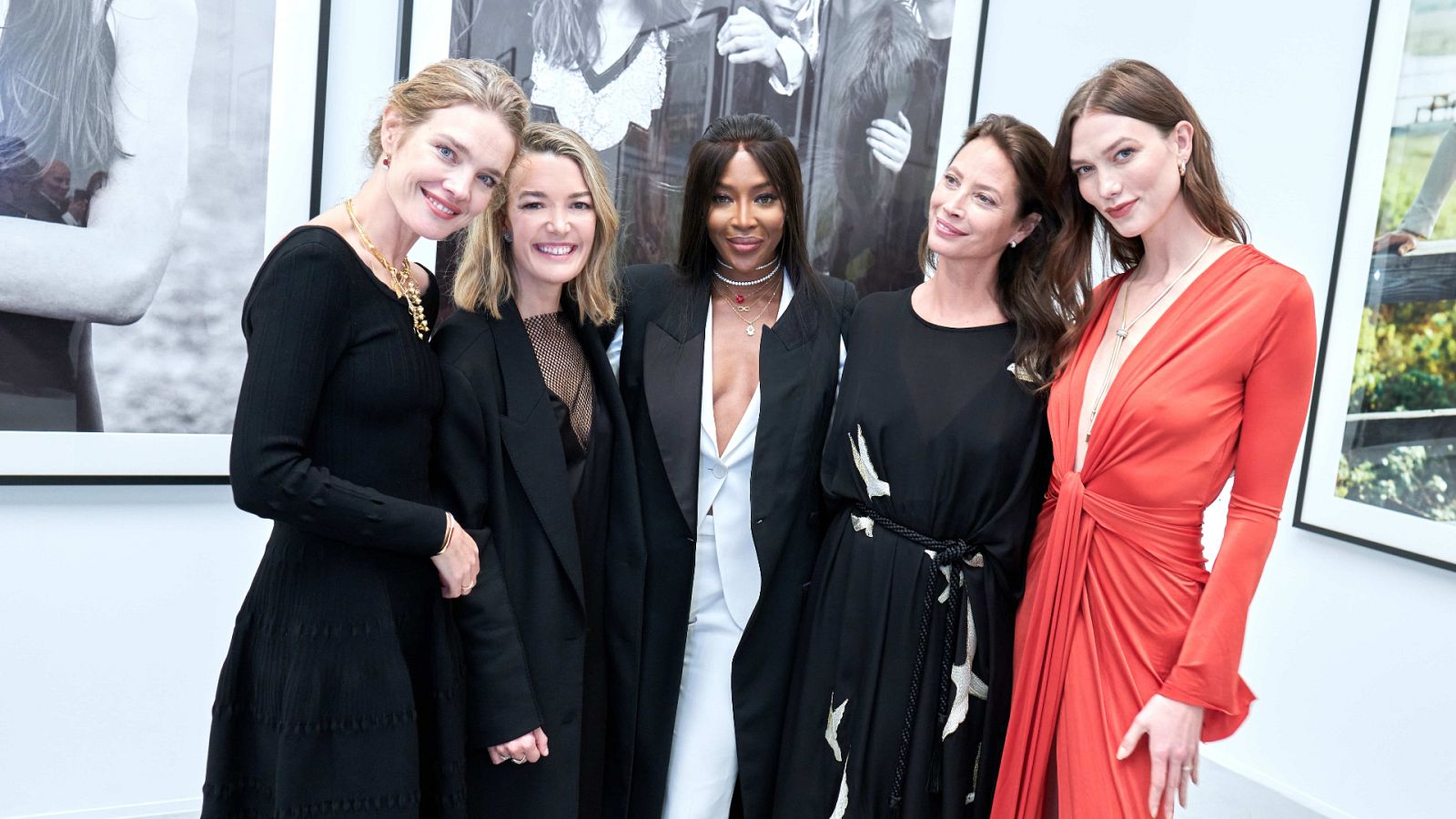 Marta Ortega junto a las modelos Natalia Vodianova, Naomi Campbell, Christy Turlington y Karlie Kloss