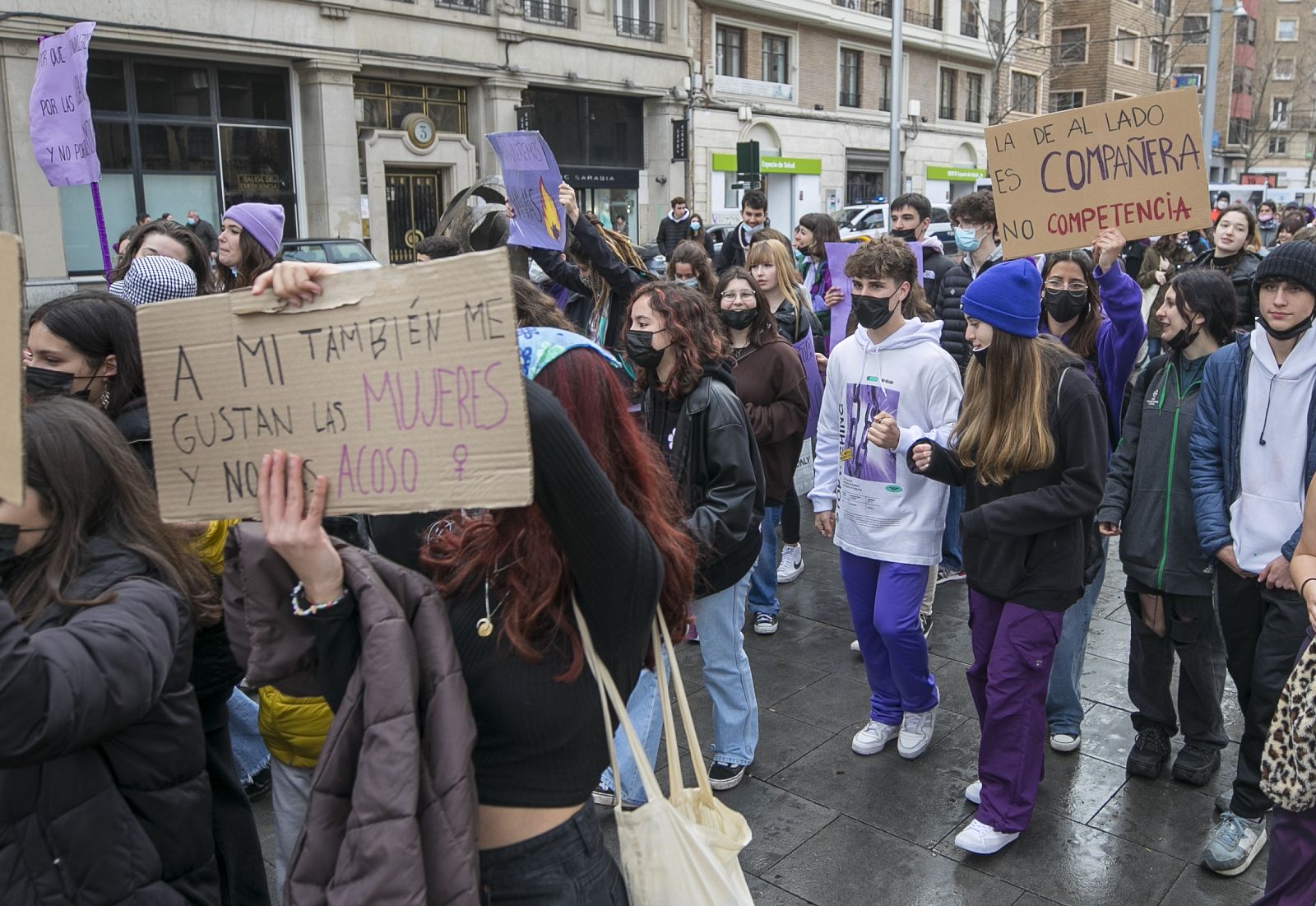 Manifestación de estudiantes en Zaragoza por el 8M