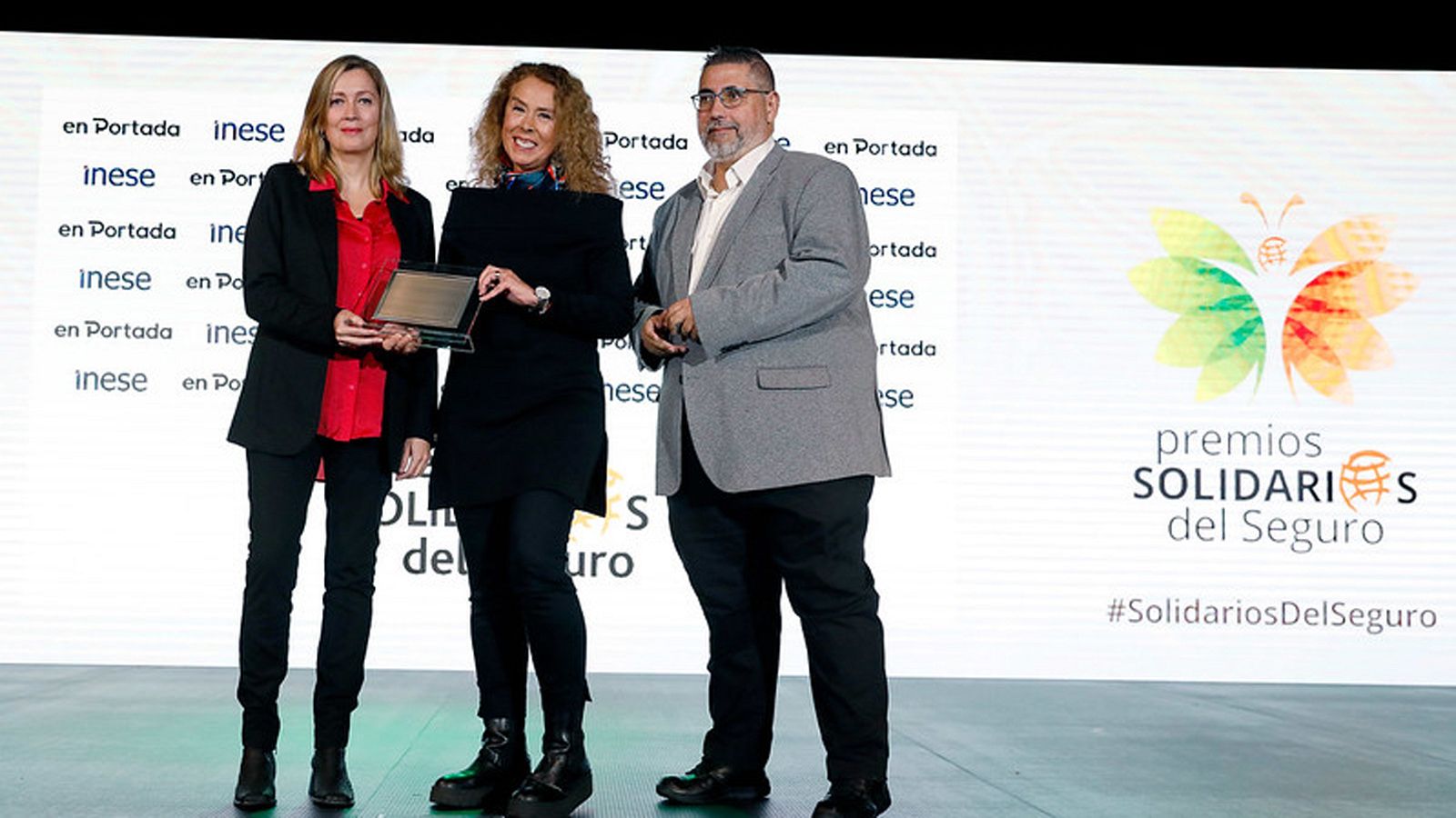 Teresa Martín y Rosa Alcántara recogieron el galardón