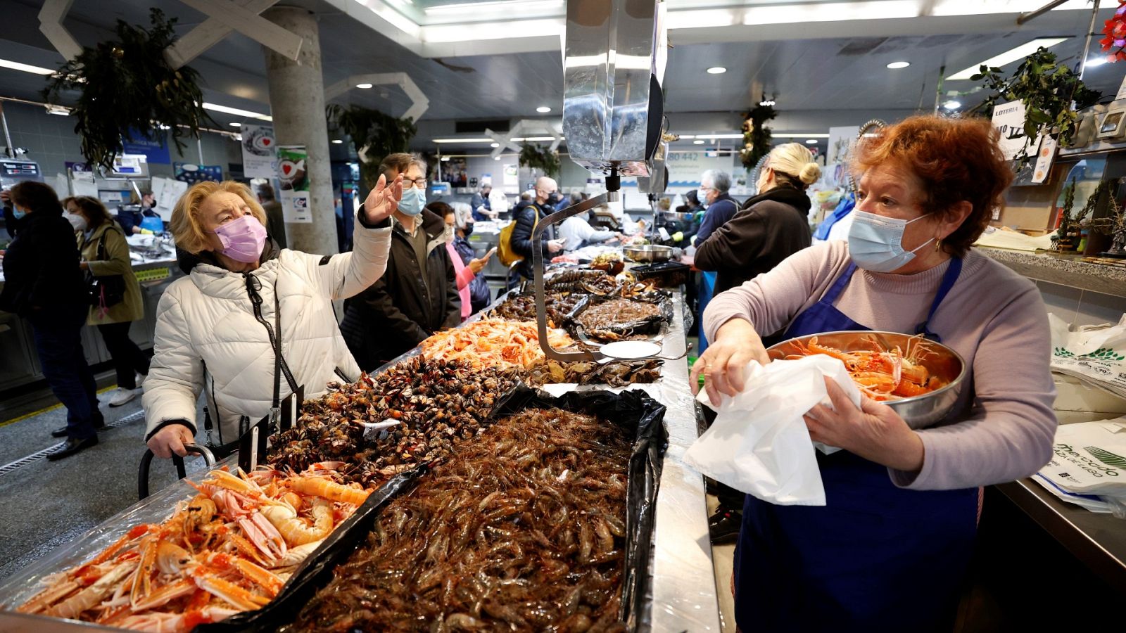 Ahorro y ganas de celebrar: el dilema de los hogares en una Navidad marcada por la inflación