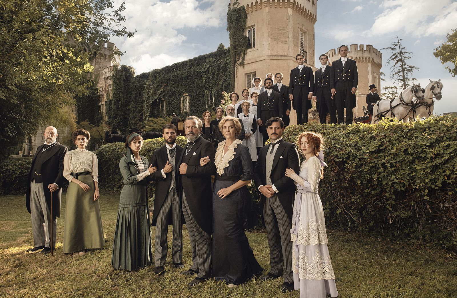 La Promesa: señores y servicio en posado