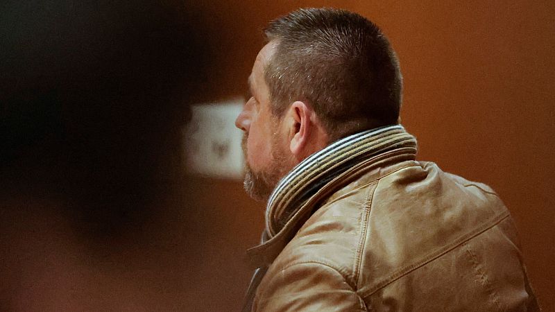 El Chicle niega la agresin sexual a su cuada cuando era menor y ella asegura que la viol "cuchillo en mano"