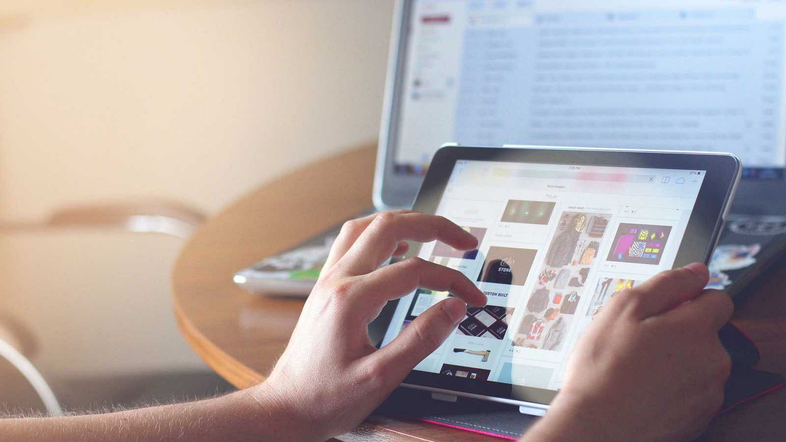 Esta es la V Convocatoria de Ayudas a la Investigación para estudios oficiales de posgrado destinadas a Trabajos Fin de Máster