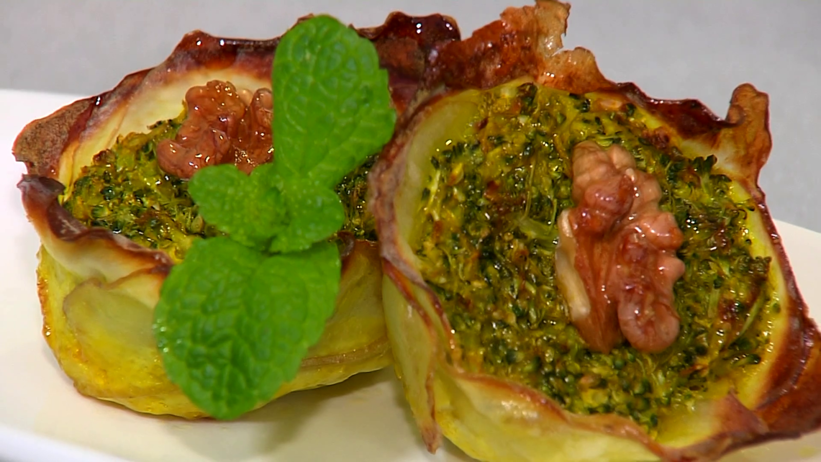 Pastelillos de brócoli y nueces de Sergio Fernández