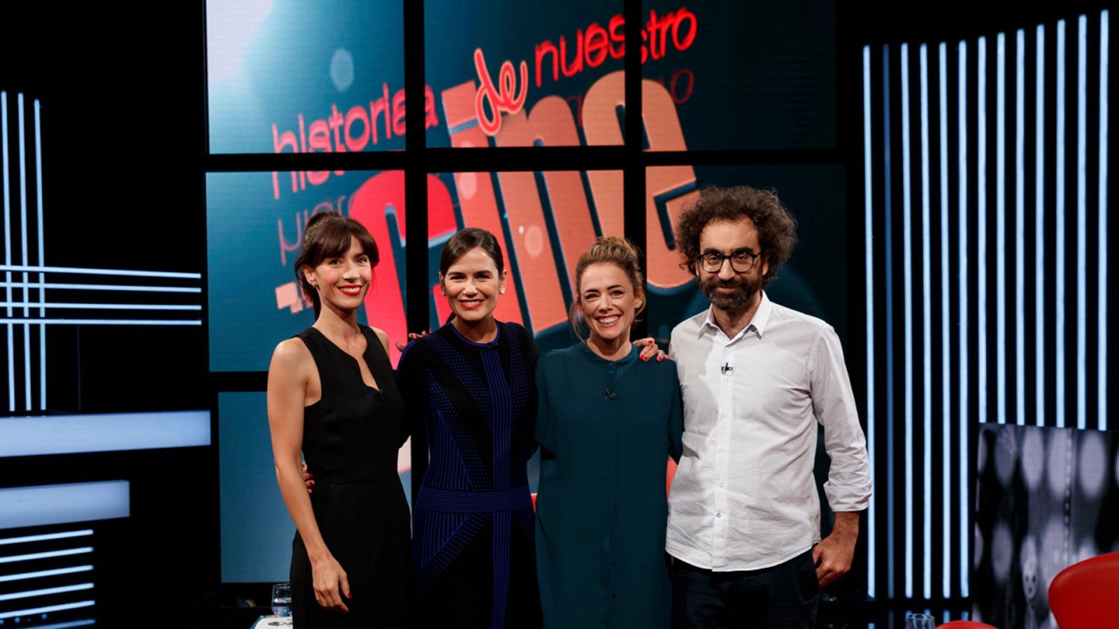 Patricia López Arnaiz, Bárbara Goenaga y Luis E Parés, con Elena S. Sánchez