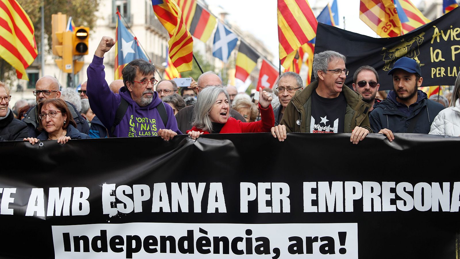 La presidenta de la ANC, Dolors Feliu. participa a la manifestació contra la reforma del delicte de sedició