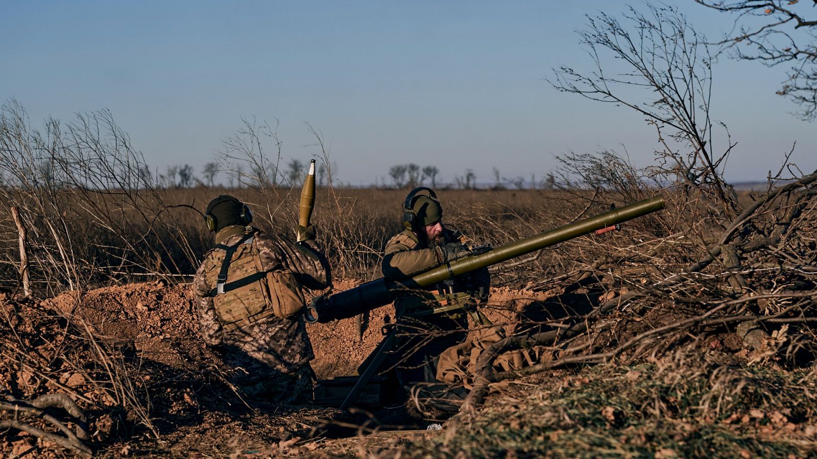 Soldados ucranianos en Bakhmut