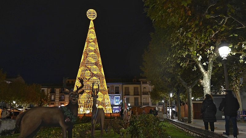 ¿Por qué Alcalá de Henares tiene un árbol de la Lotería de Navidad?