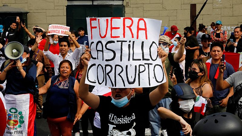 La comunidad internacional llama a defender la Constitución ante la maniobra de Castillo para evitar su destitución