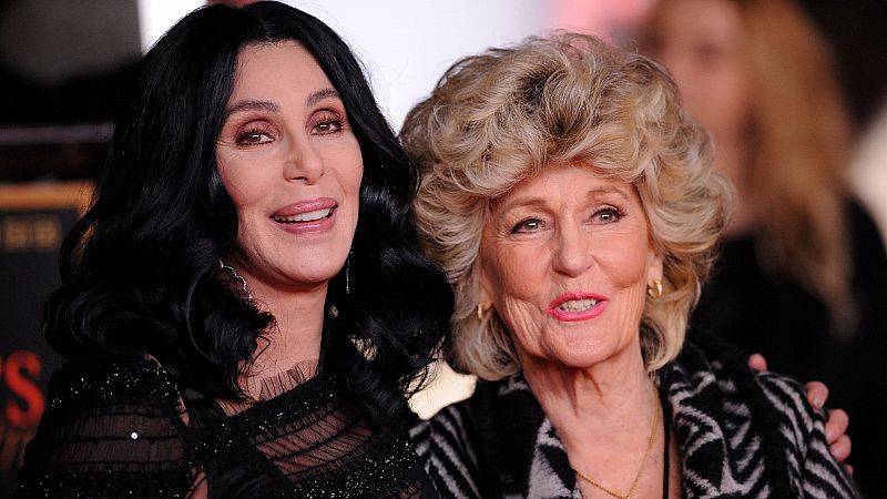 Cher llora la muerte de su madre: Georgia Holt se cas� seis veces y tambi�n fue artista