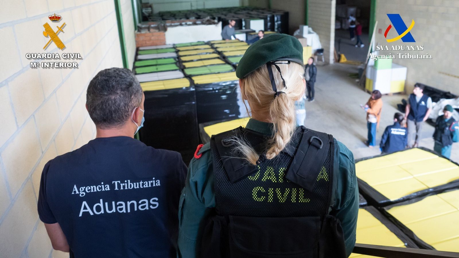 La Guardia Civil durante la operación Baserria