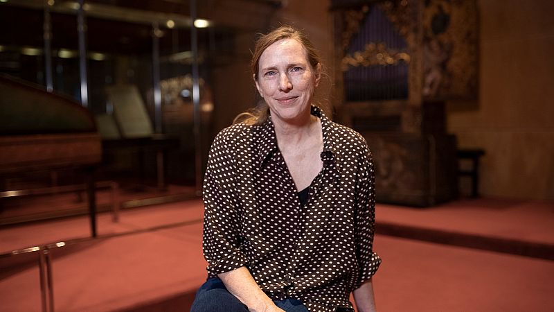 Perder a un padre, perder a una hermana. P�gina Dos habla del trauma del suicidio con la escritora Miriam Toews 