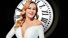 El vestido de Ana Obregón oculta 'algo' en un lugar especial y nos los revela el diseñador Rubén Hernández