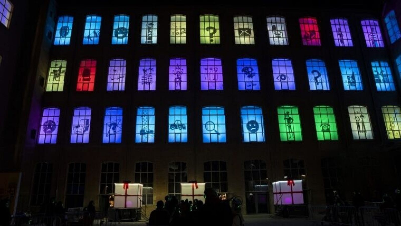 La Fabra i Coats de Barcelona s'omple de màgia aquests dies