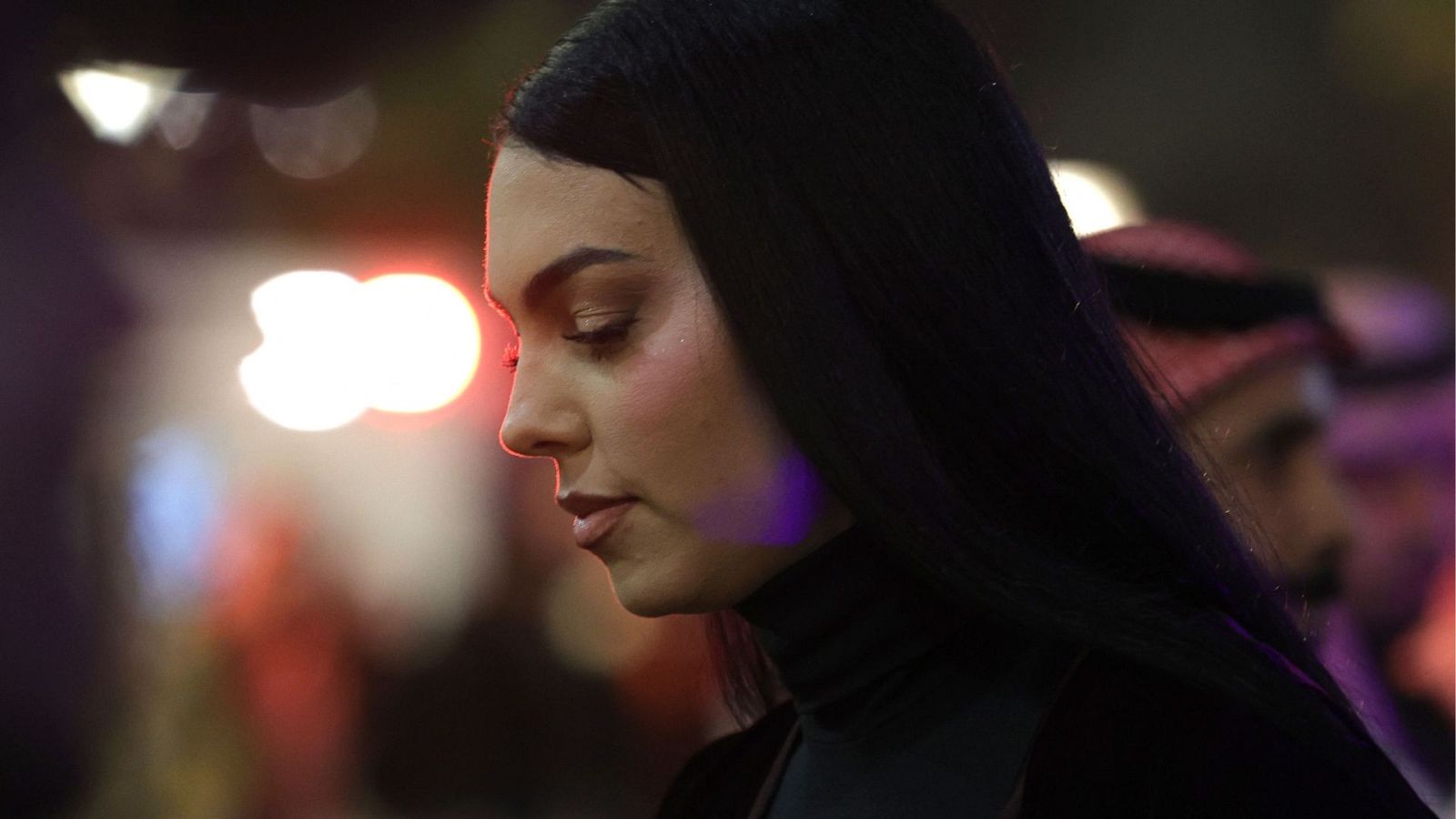 Georgina Rodríguez deberá vestir "con modestia y decoro" en Arabia Saudí