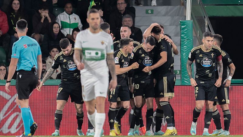 Aspas da al Celta el primer triunfo del año y hunde al Elche