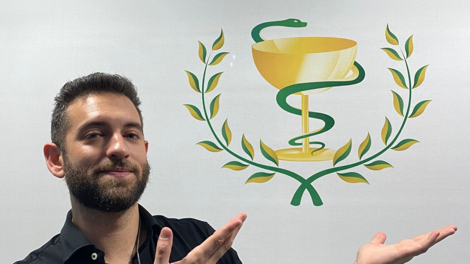 Guillermo Martín presenta su nuevo libro 'Consulte a su farmacéutico'