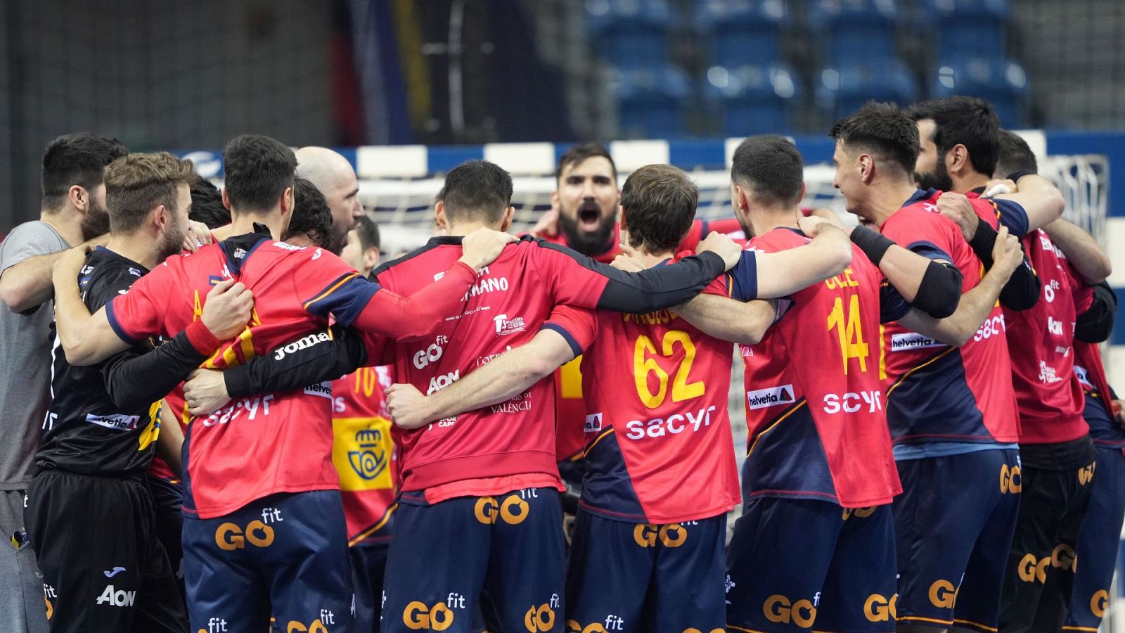 Los Hispanos celebran su pase a la 'Main Round'