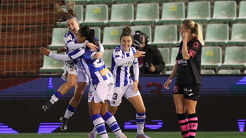 La Real supera la resistencia del Sporting de Huelva y jugará la final de la Supercopa