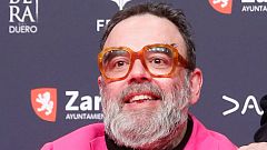 Bop Pop cuenta que también fue acosado en los Feroz por el productor Javier Pérez Santana