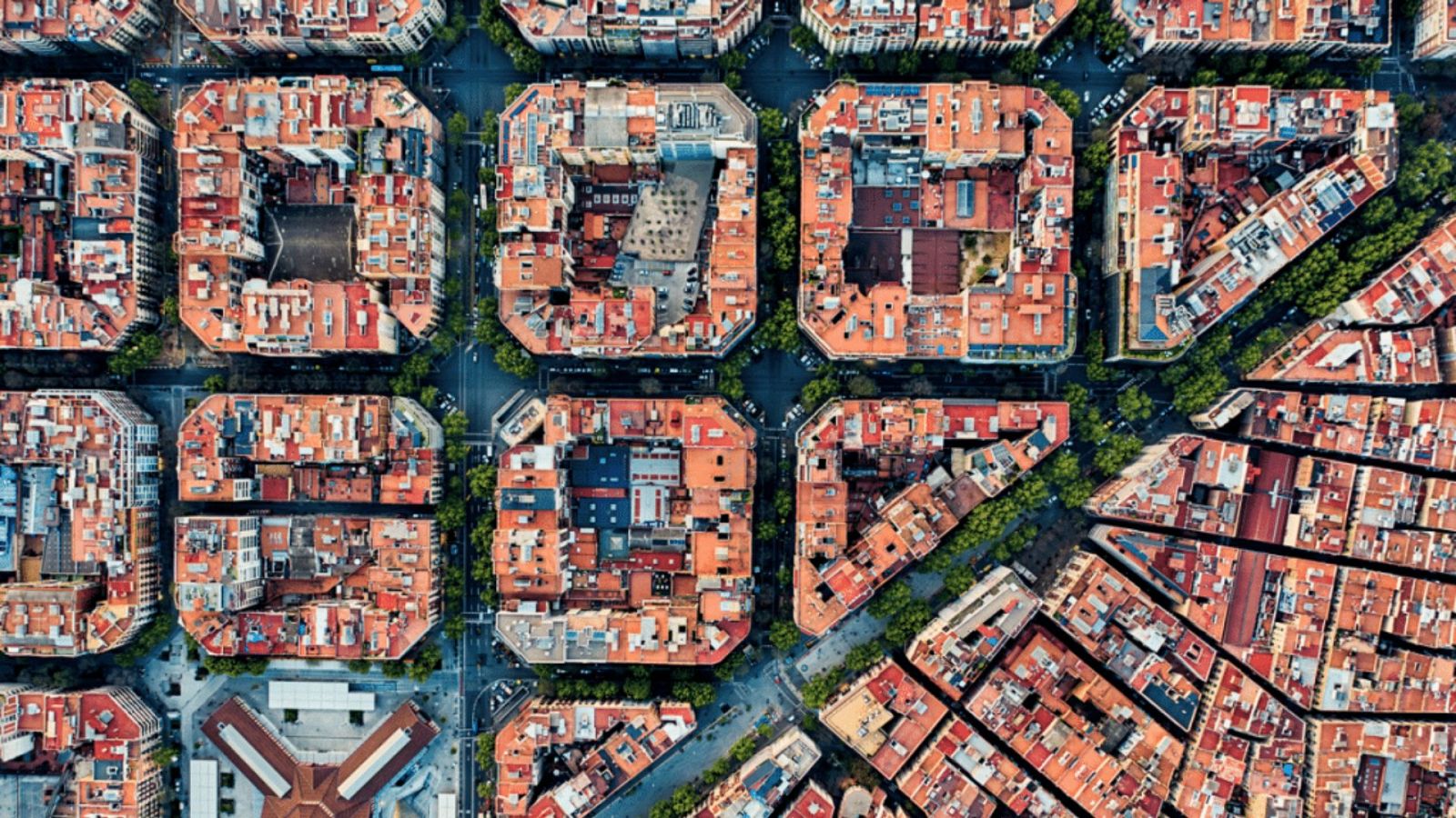 El Pla d'usos de l'Eixample preveu restriccions pels establiments