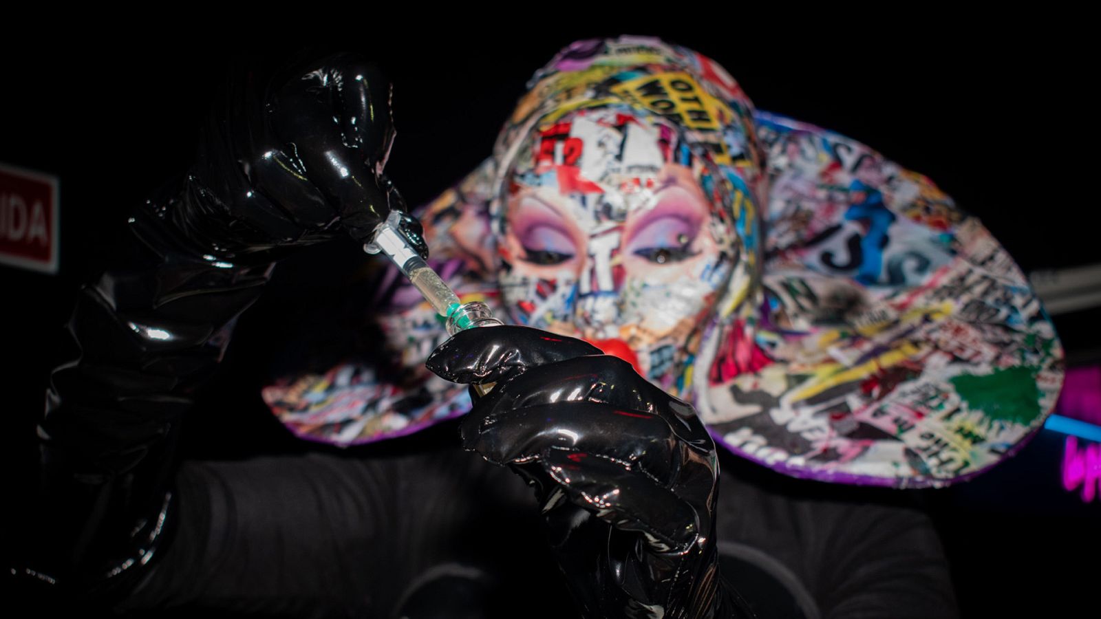 Actuación de la vedette Traveli Iglesias en Intramurs 2022