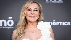 La boda de Ana Obregón: "Me di la vuelta y vi a mi madre llorando"
