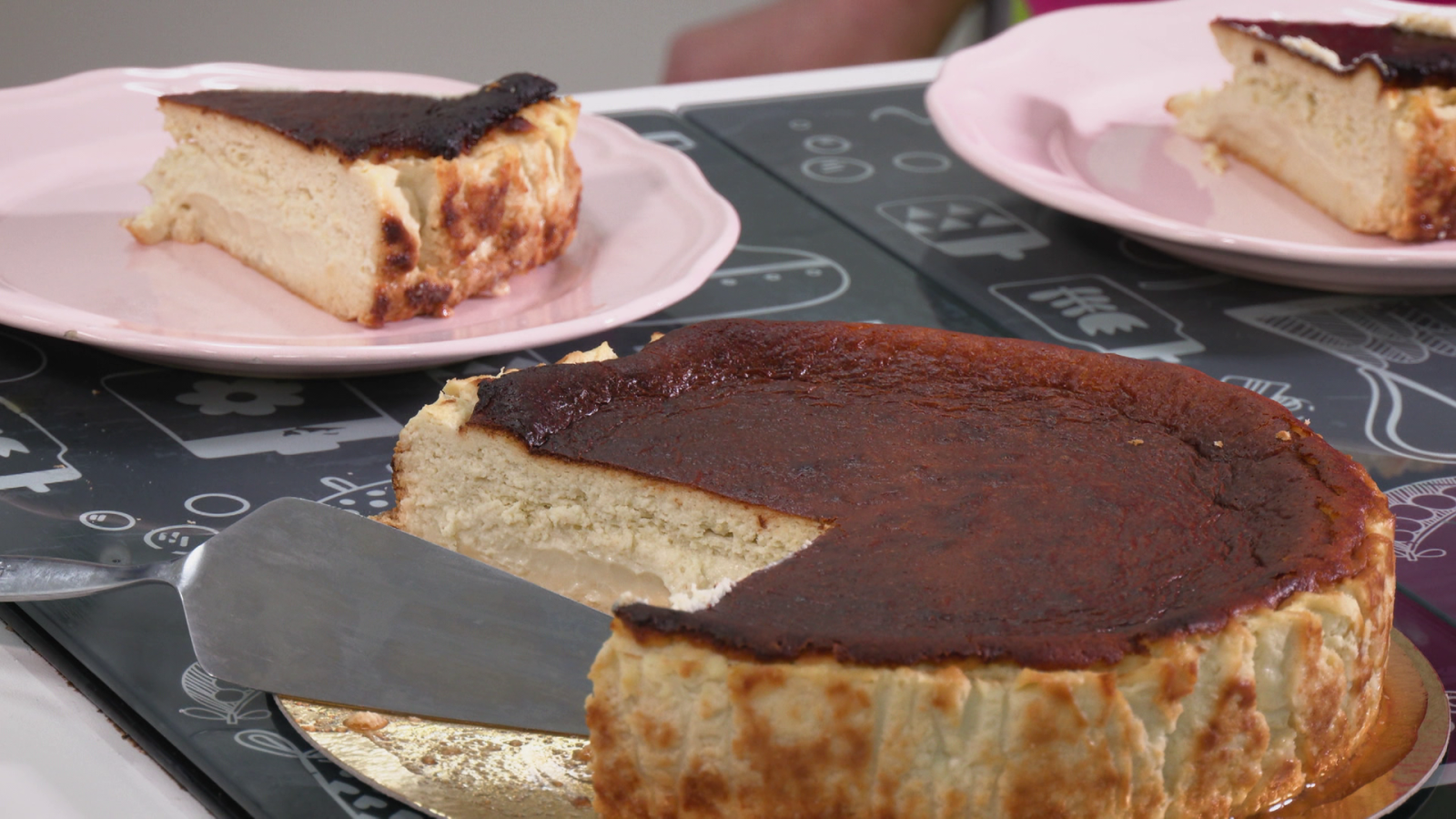 Receta de tarta de 4 quesos al horno