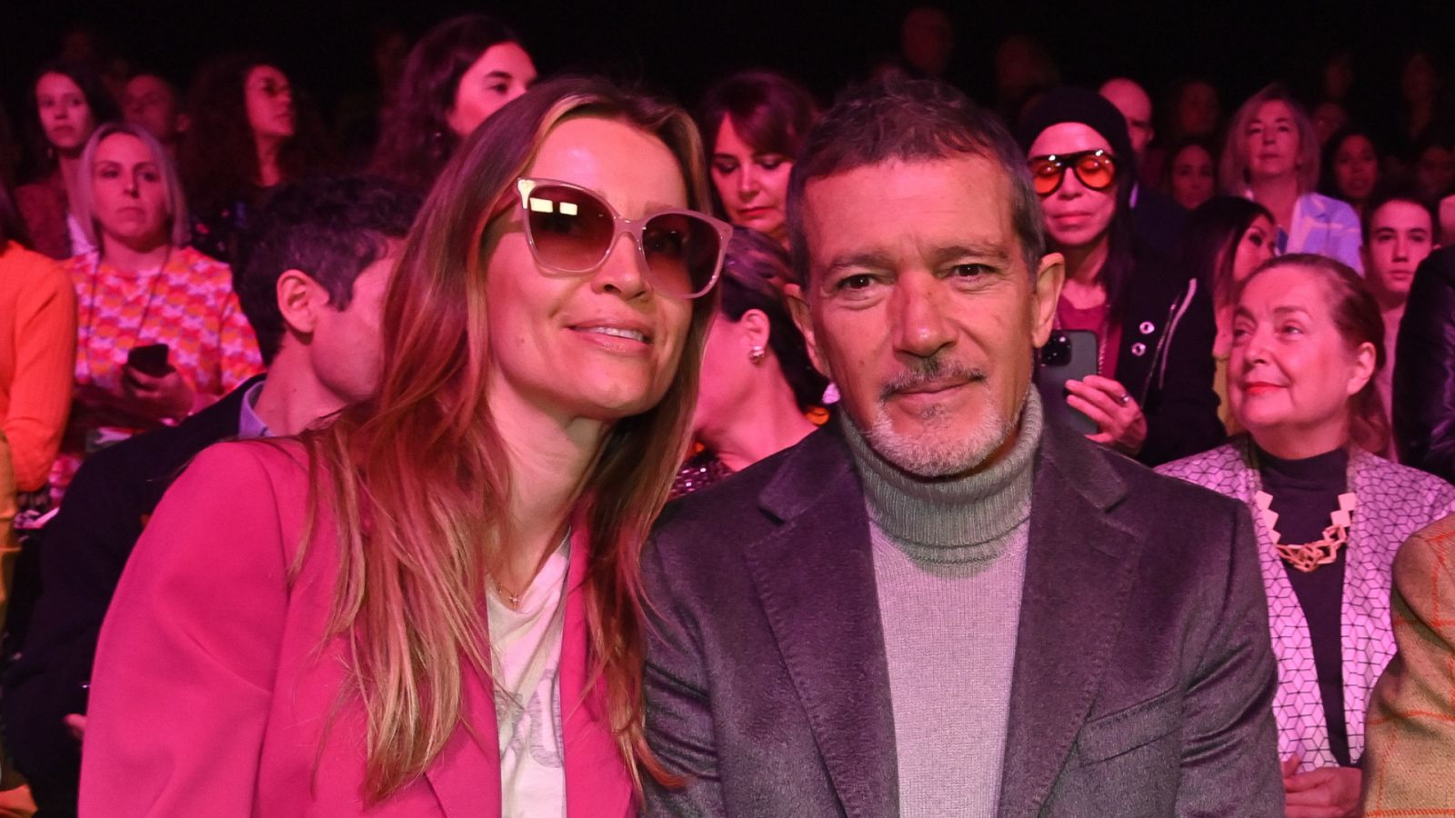 Nicole Kimpel y Antonio Banderas en el desfile de Ágatha Ruiz de la Prada