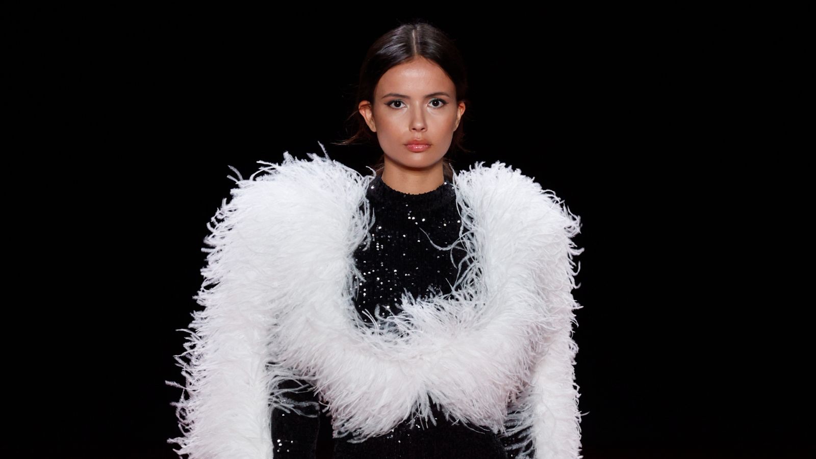 Desfile de Pedro del Hierro MBFWM