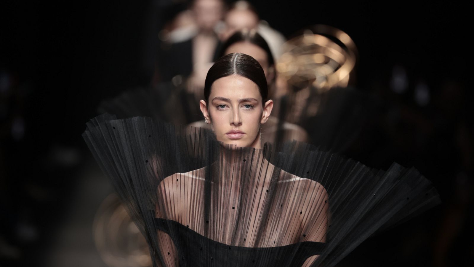 Desfile de Isabel Sanchis en la MBFWM