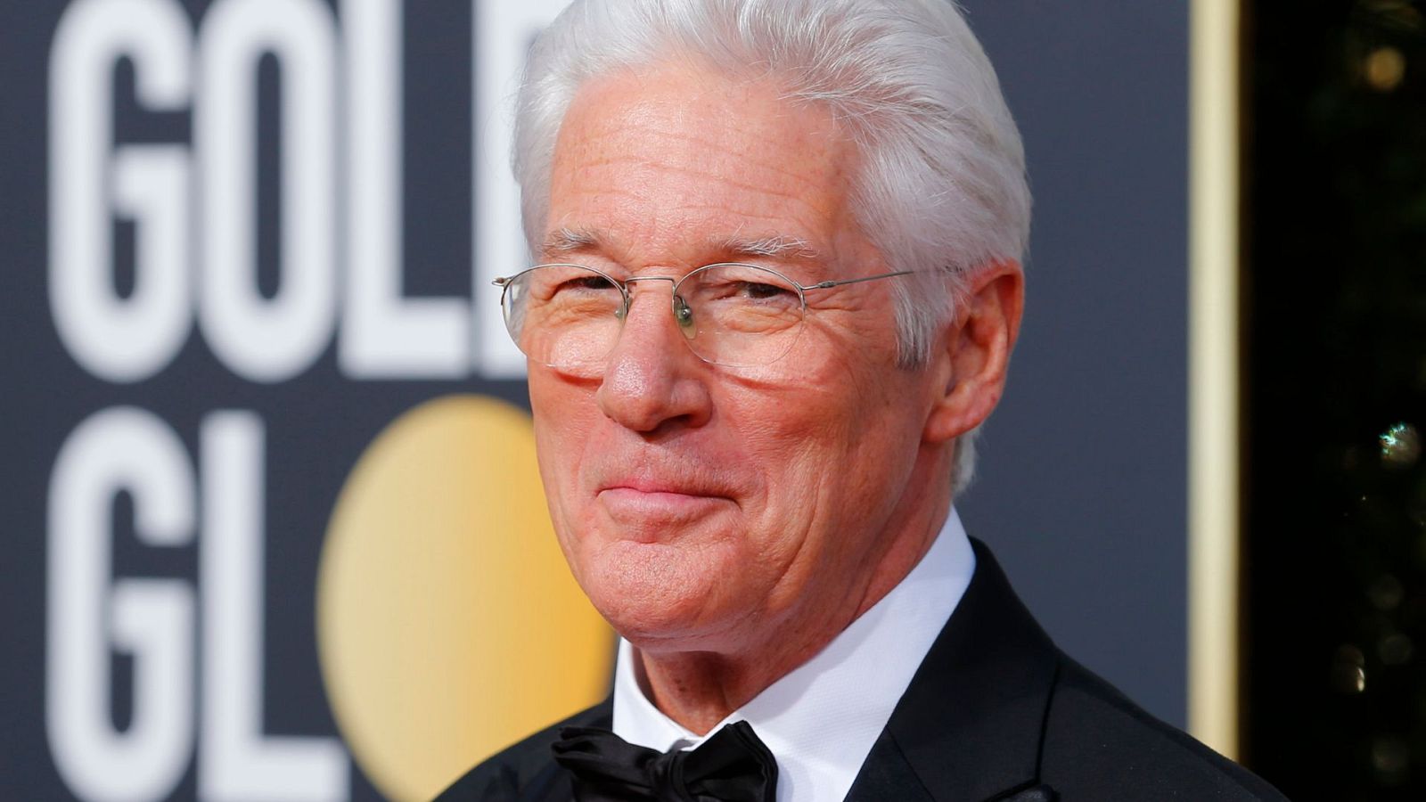 Richard Gere, preocupa por su salud: ingresa de urgencia en México por una neumonía