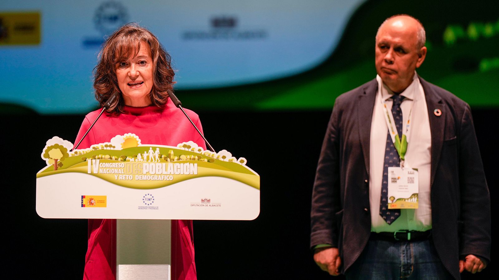 La directora de Informativos de RNE, Mamen del Cerro, recoge el galardón