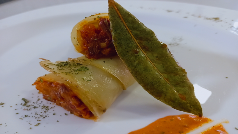 Receta de caneln de patata relleno de ropa vieja de Sergio Fernndez