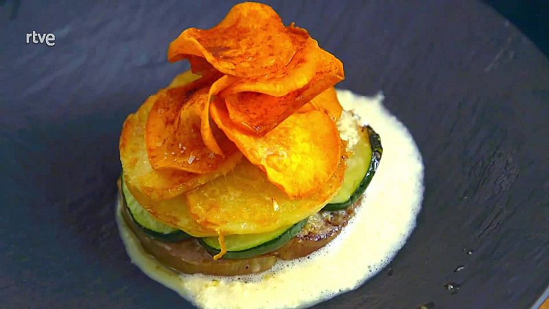 Receta de timbal de verduras con crema de ibrico de Aizpea Oihaneder 