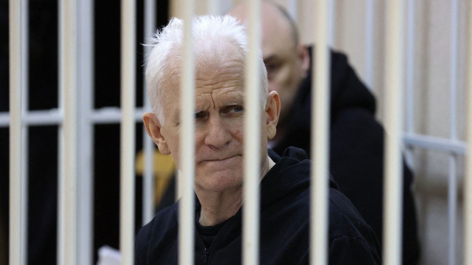 Alés Bialiatski en una imagen de enero durante el juicio en Minsk